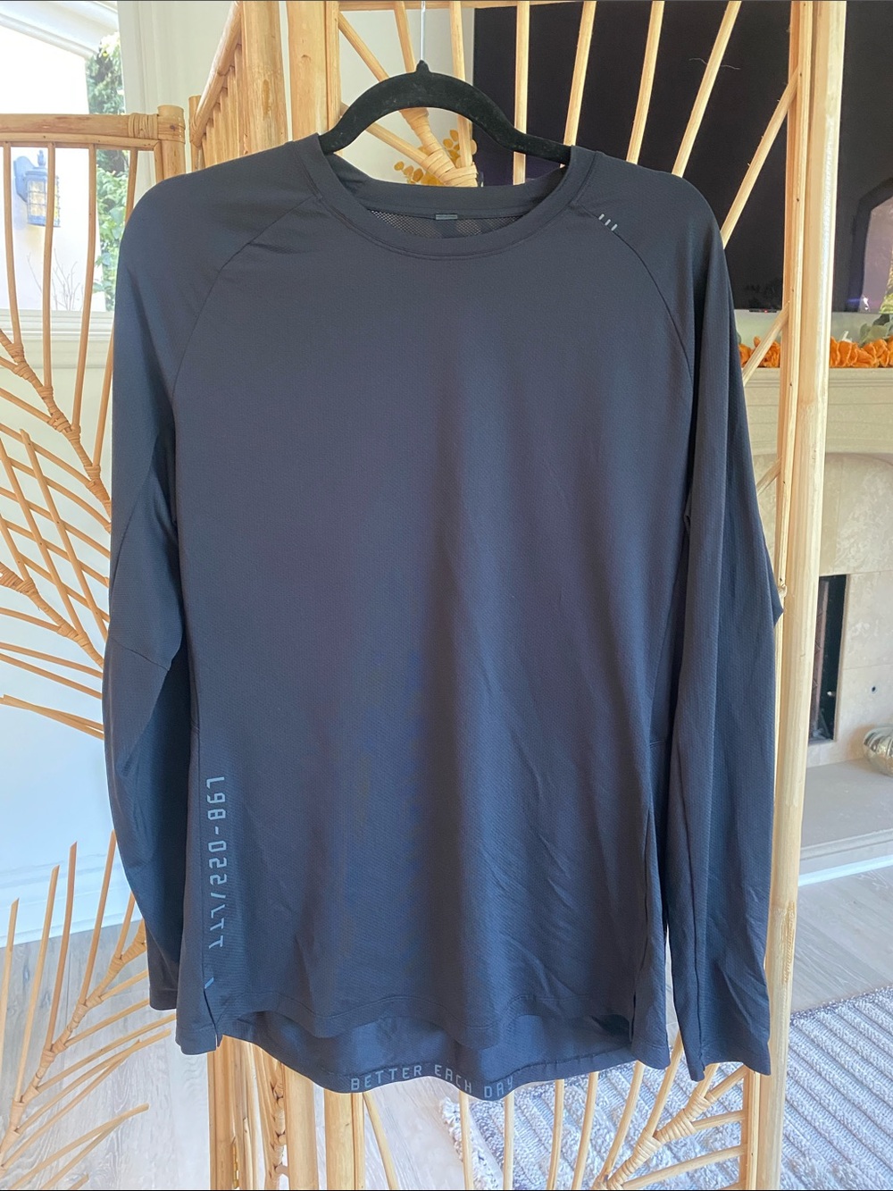 lululemon athletica Men's Long-Sleeve Performance Top - Black